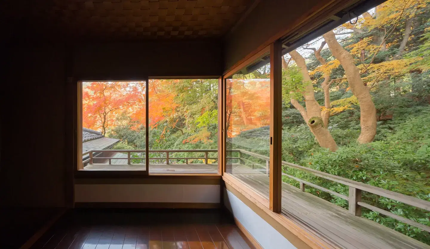 A view of a house in Yanagawa, Japan