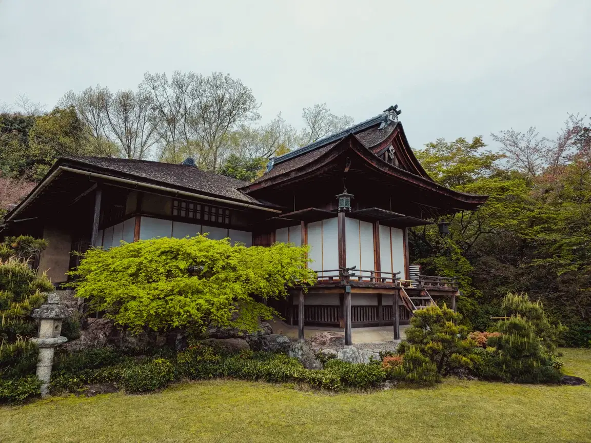 A view of a house in Hatogaya-honcho, Japan