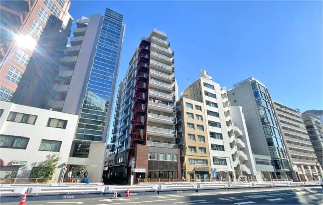 Newly renovated 1-bedroom, 1-living room, 1-dining room, and 1-kitchen condo in Sendagaya, Shibuya-ku, Tokyo