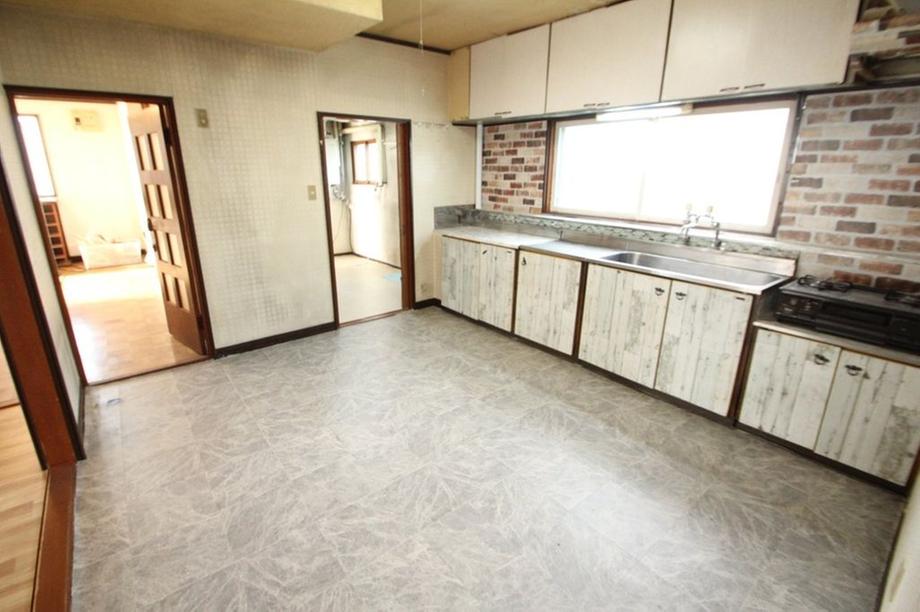 Additional property image - 10-16-15 Ozoracho, Obihiro, Hokkaido